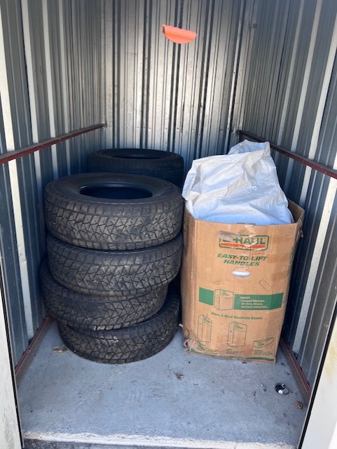 Auction Unit